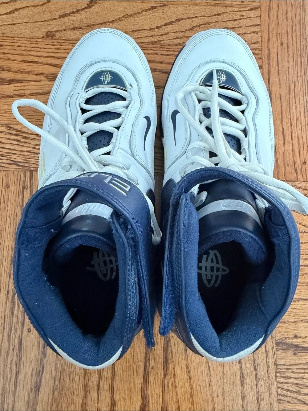 Nike Elite Men’s White and Navy High-Top Sneakers